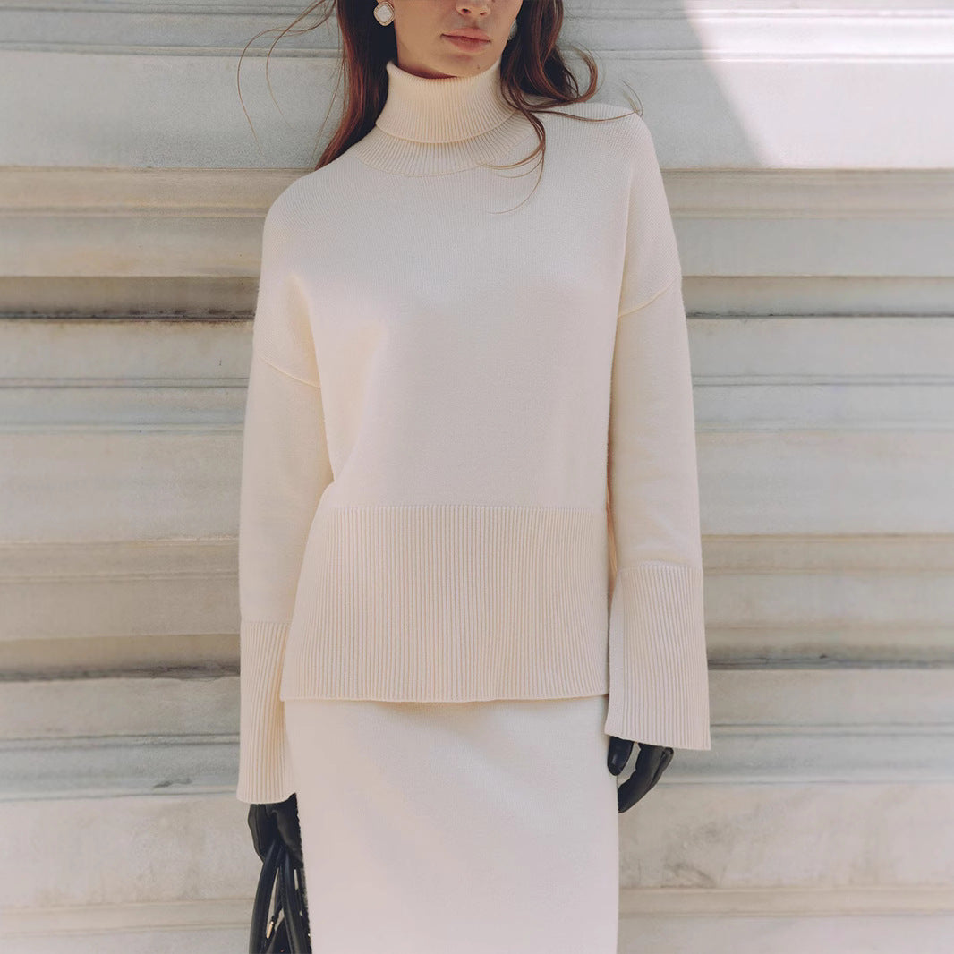 Ensemble pull et jupe fendue à l'allure décontractée