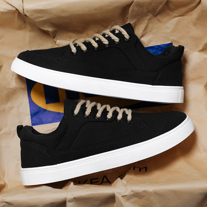 Men's Versatile Flat Youth Sneakers in Black and Brown
