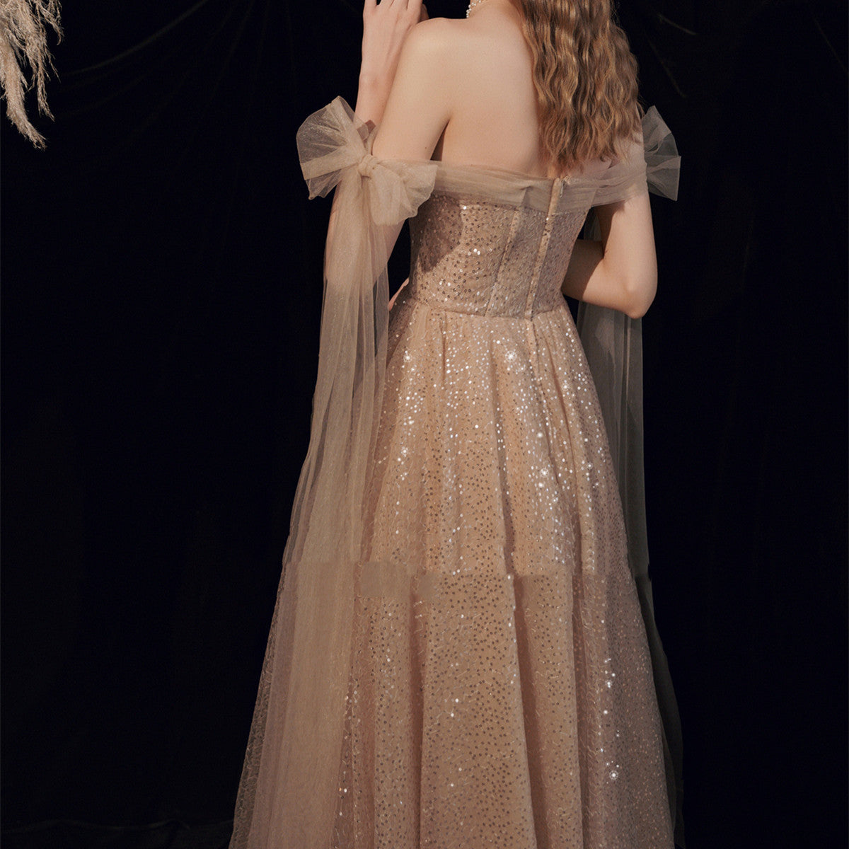 Women's Gold Bandage Wedding Dress Short Sleeve Long Skirt