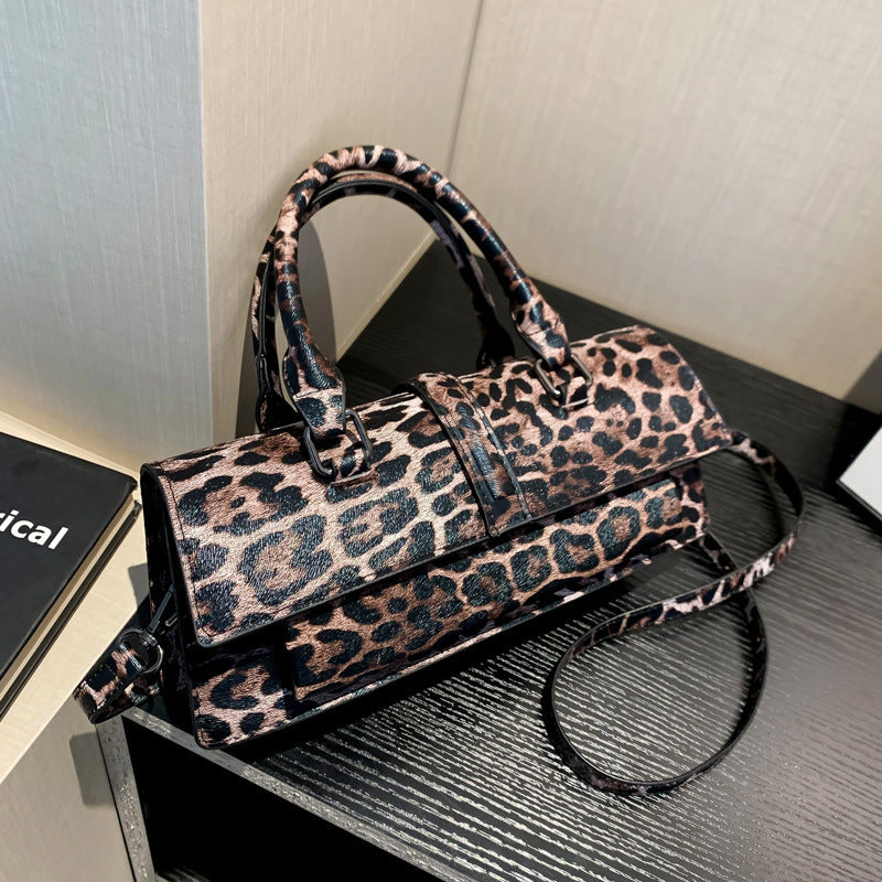 Leopard Print Textured PU Leather Shoulder Messenger Bag