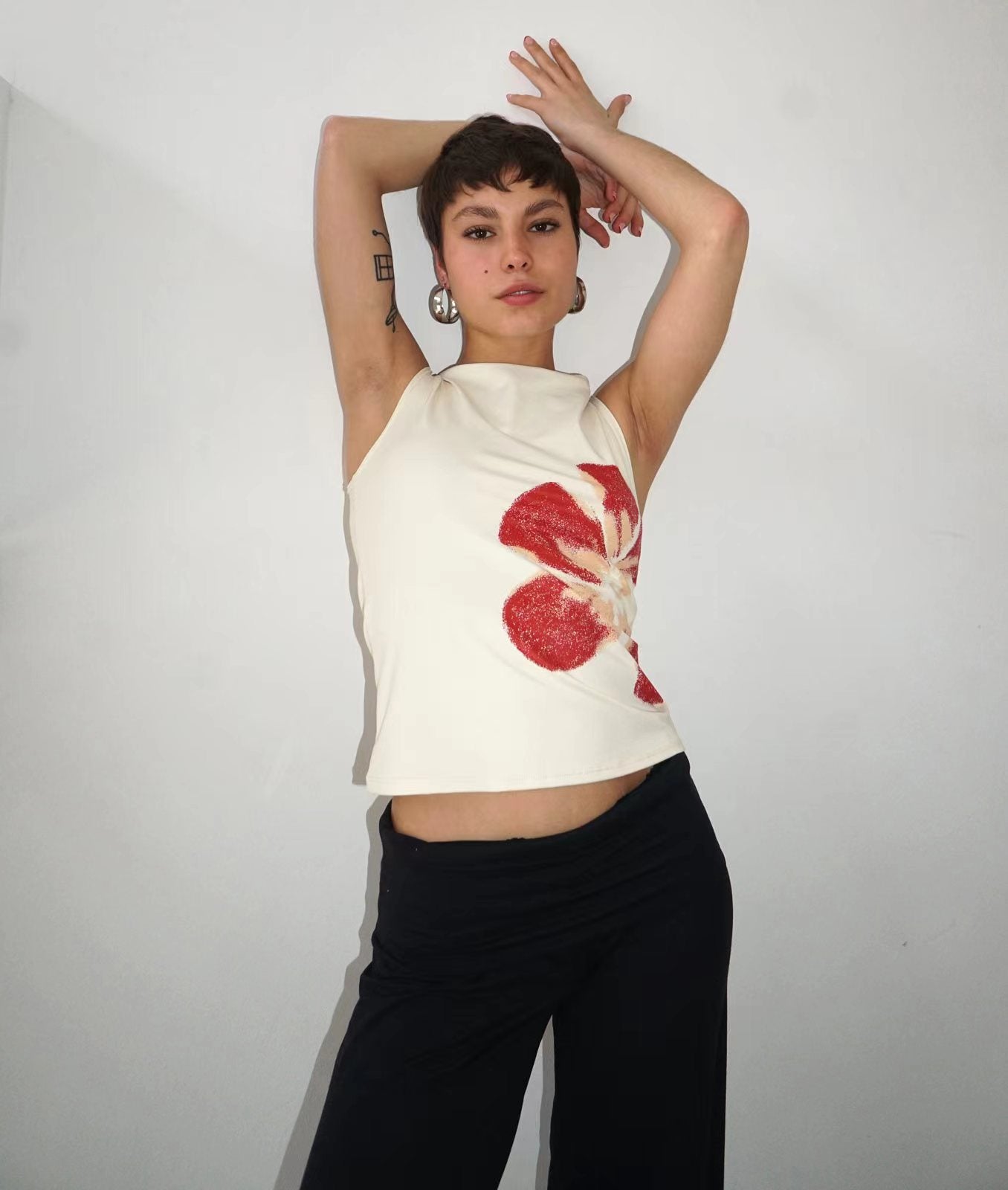 Hot Girl Slim Fit Round Neck Floral Print Sleeveless Vest