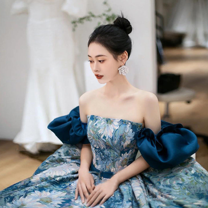 Robe de soirée formelle de fiançailles pour la mariée avec une texture sophistiquée