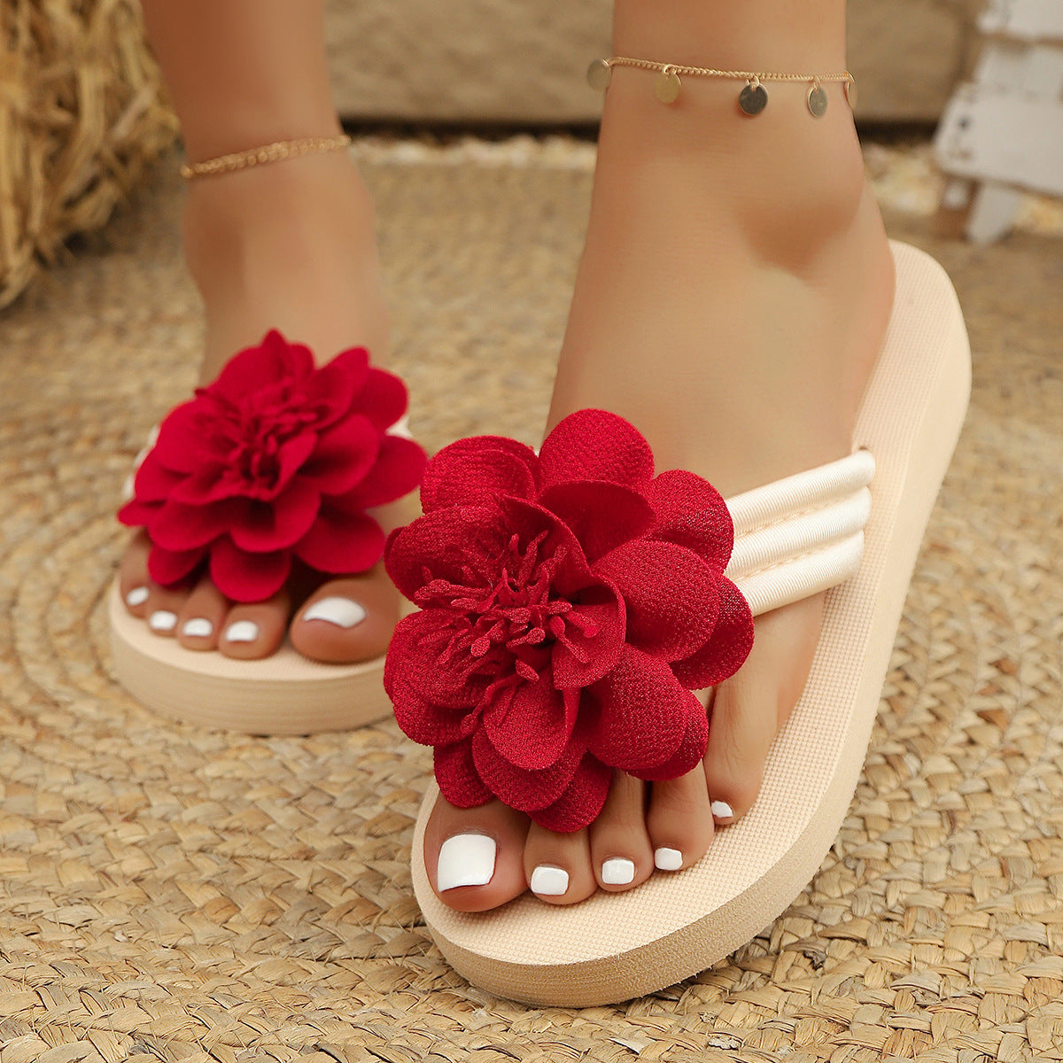 Women's Fashion All-match Flower Flat Toe Flip-flops
