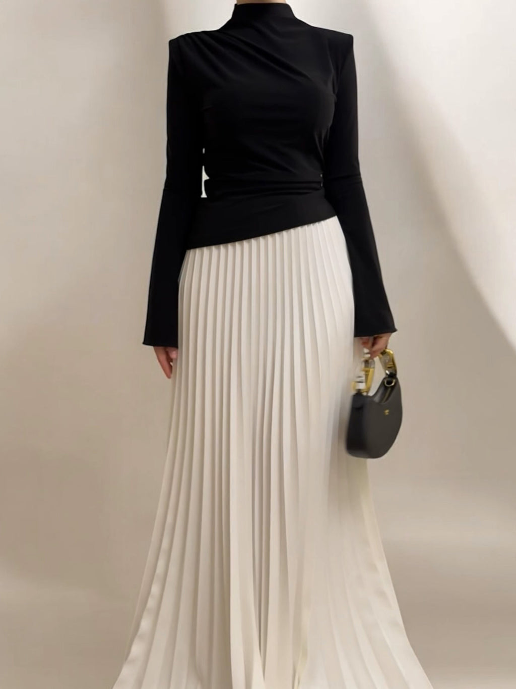 Turtleneck Solid Top & Contrasting Maxi Skirt Suit Polyester