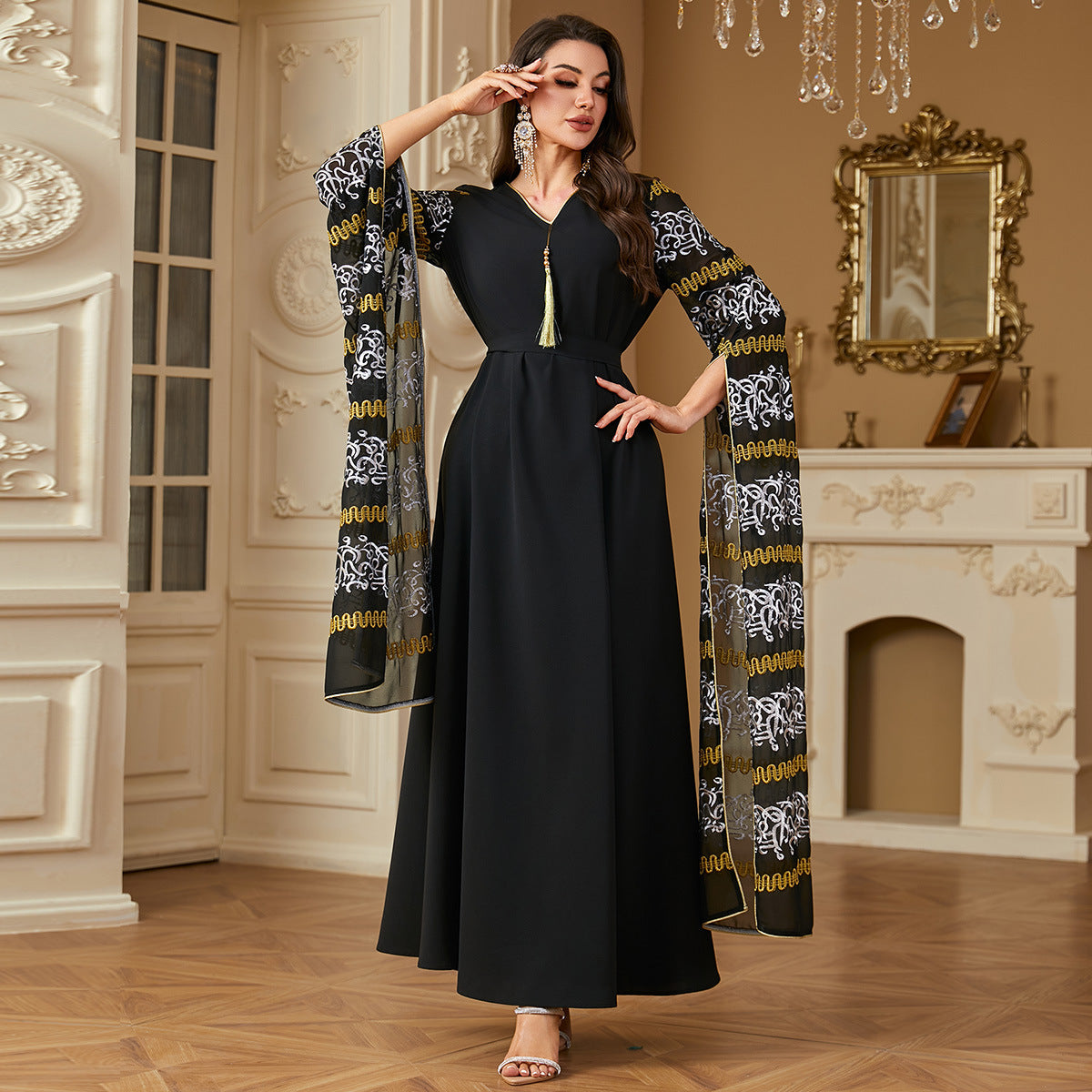 Super Long Sleeve Embroidered Black Arab Women’s Dress M-XXL