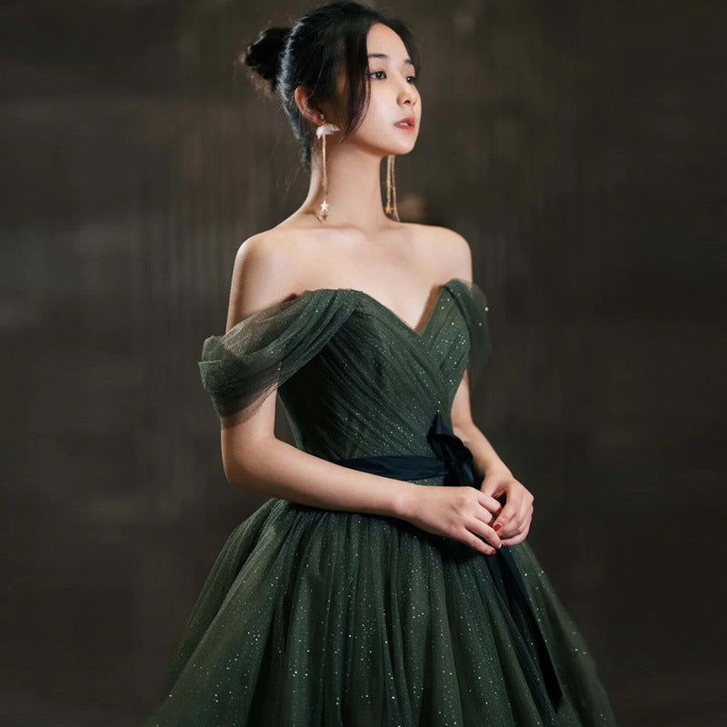 Robe de soirée verte à épaules dénudées sans manches en polyester