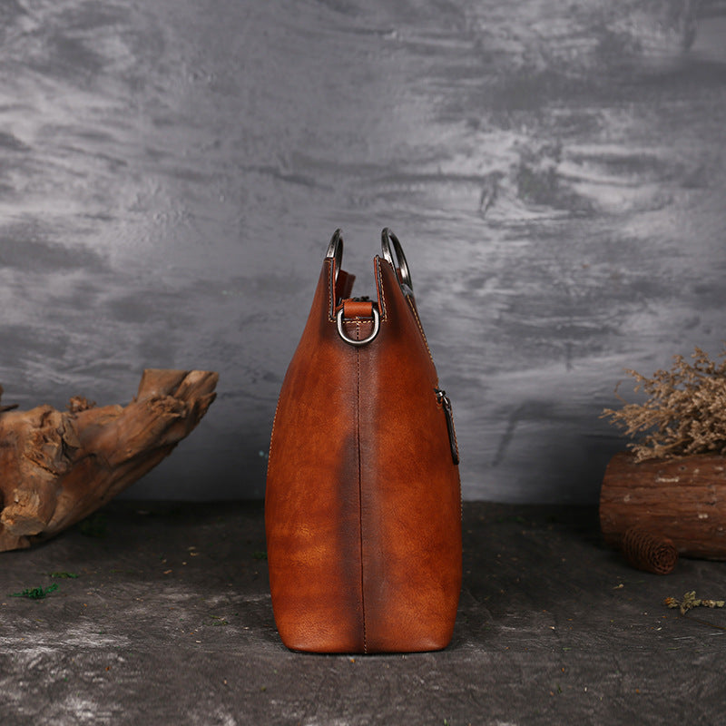 First Layer Cowhide Polished Retro Large Capacity Women’s Totem Handbag