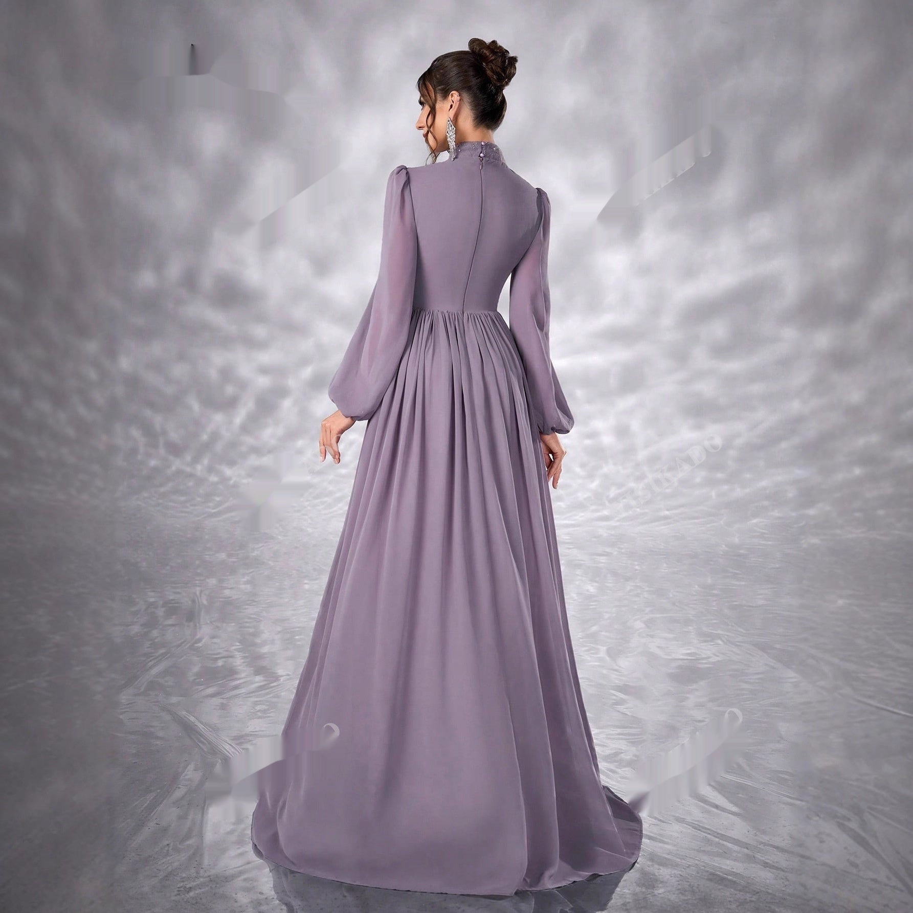 Élégante Robe Musulmane en Chiffon Floral à Manches Longues Bouffantes