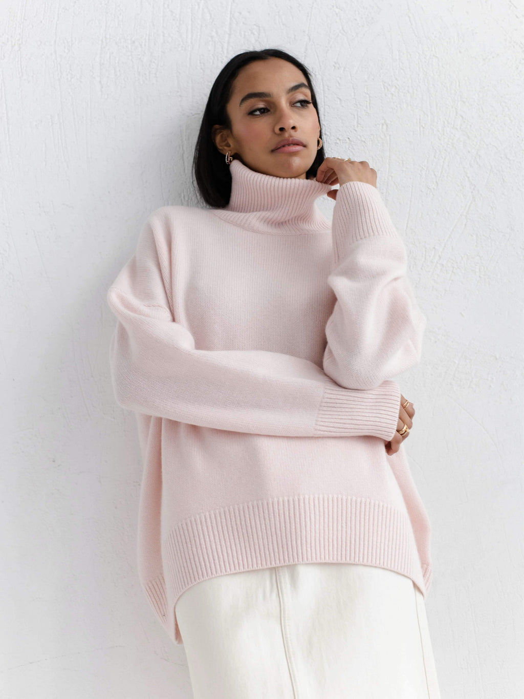 Pull à col roulé d'hiver de couleur unie à manches longues pour femmes