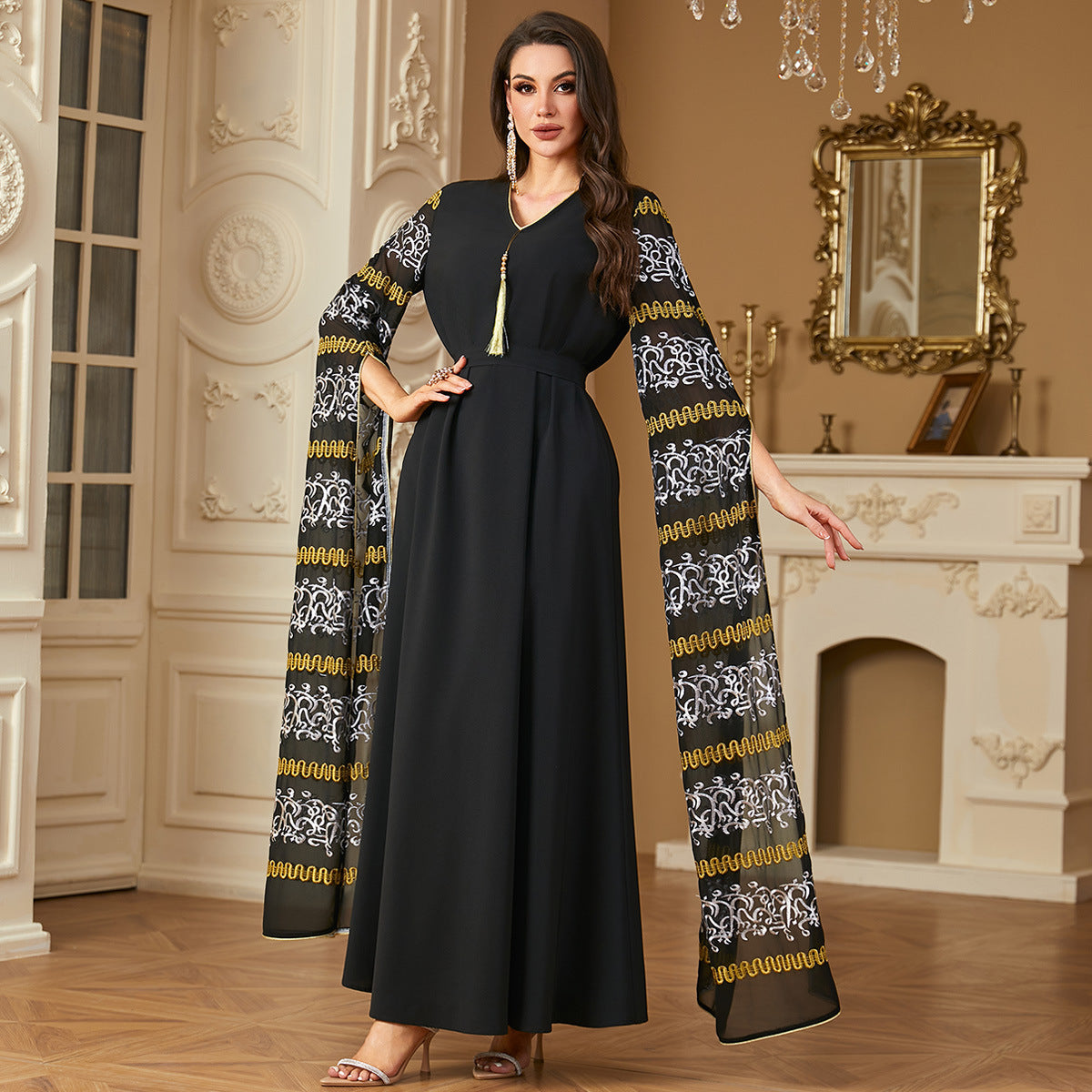 Super Long Sleeve Embroidered Black Arab Women’s Dress M-XXL