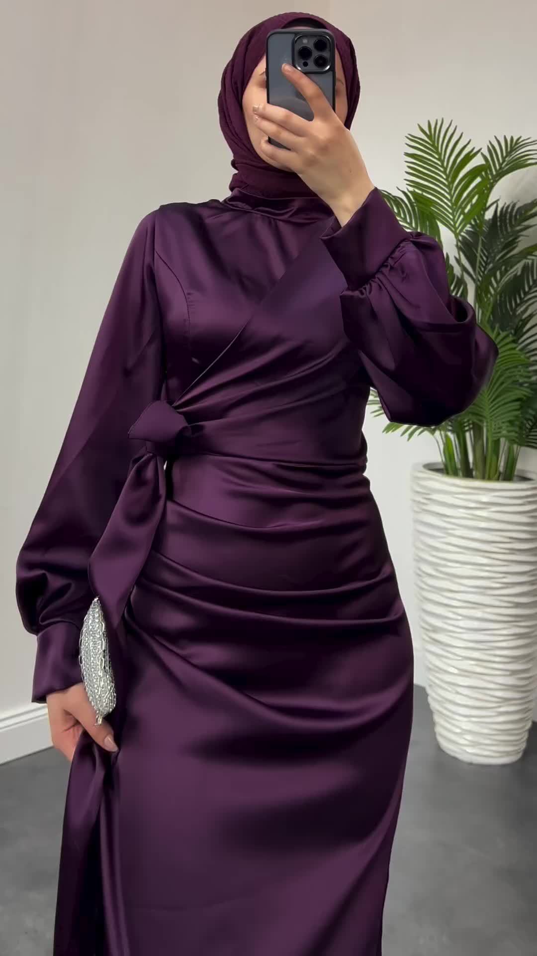 Robe moulante taille haute