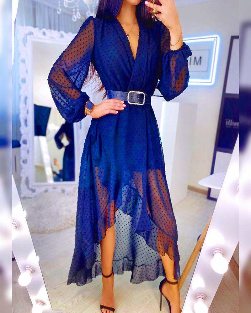 Elegant Polka Dot V-Neck Dress with Waist Detail