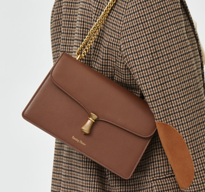Sac bandoulière carré en cuir de vachette pour femme