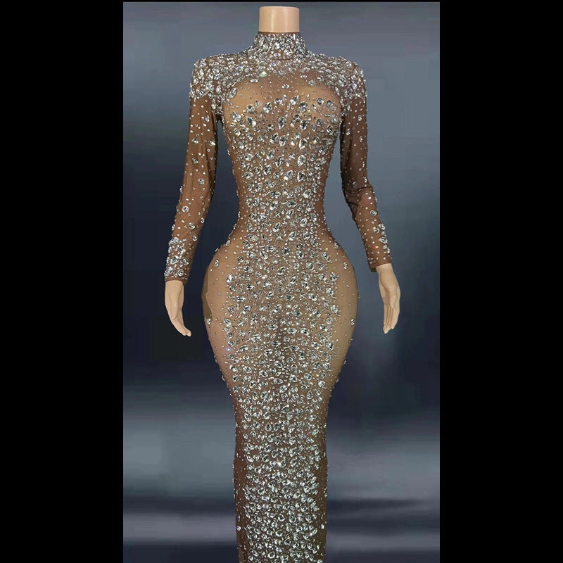Robe de bal moulante à manches longues et strass pour femme