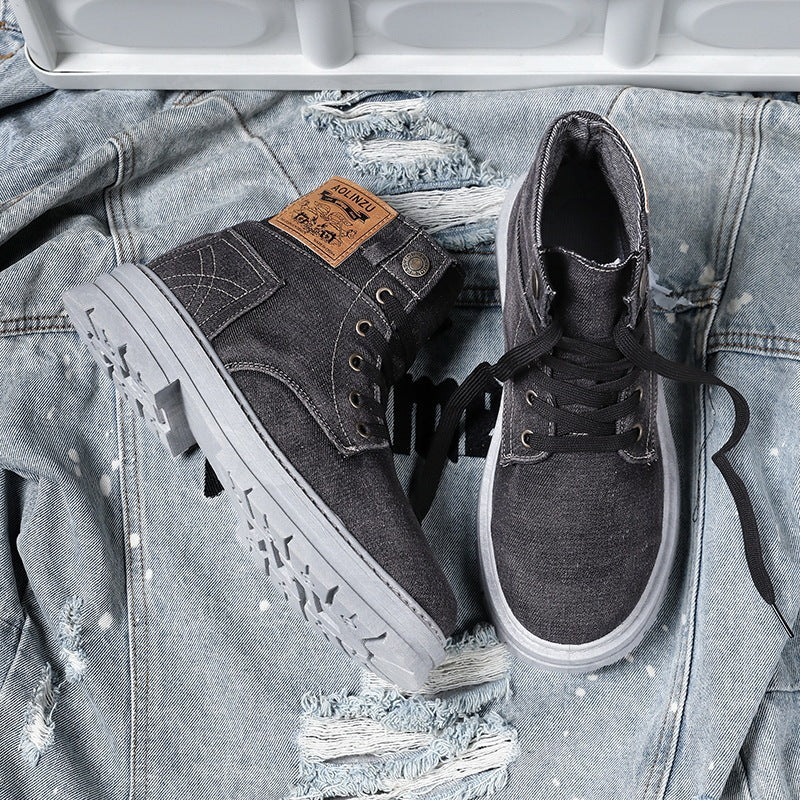Chaussures de skate montantes en jean avec talon compensé bleu et noir