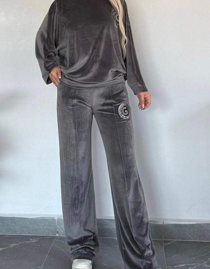 Velvet Solid Color Crew-neck Batwing Sleeve Casual Two-piece Suit