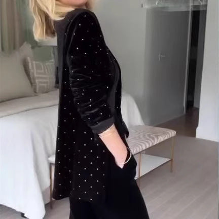 جاكيت نسائي مخمل أسود فضفاض بتصميم حفر ساخن