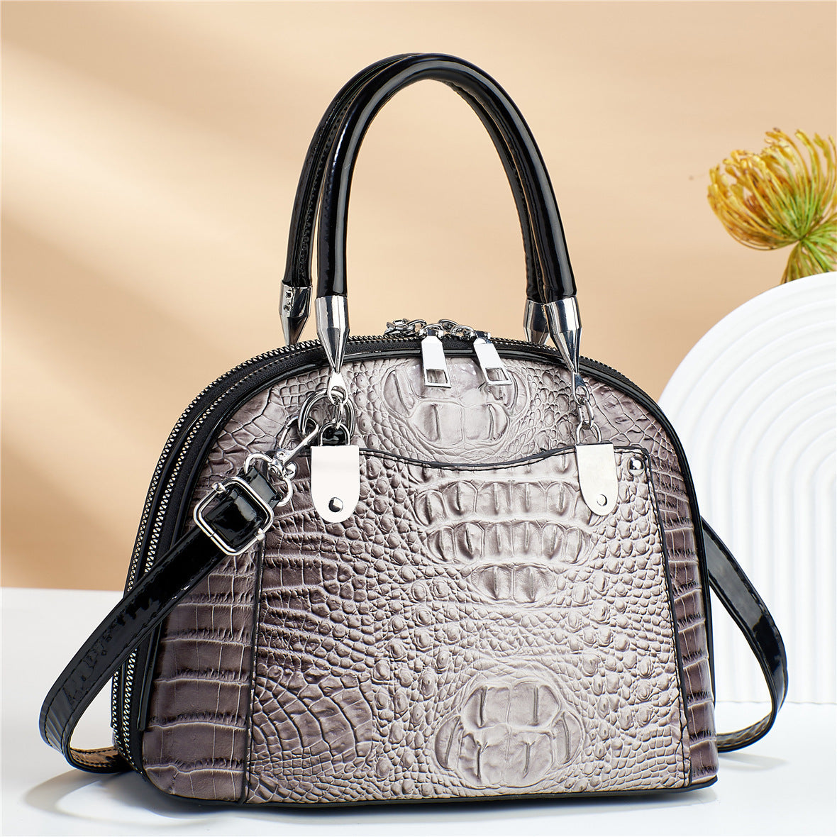 Women's Retro PU Handbag 25x12x20cm Crossbody Bag