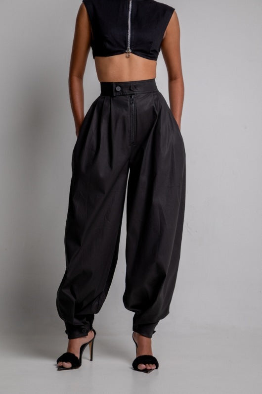 Jean ample taille haute avec attaches aux chevilles et fermeture éclair