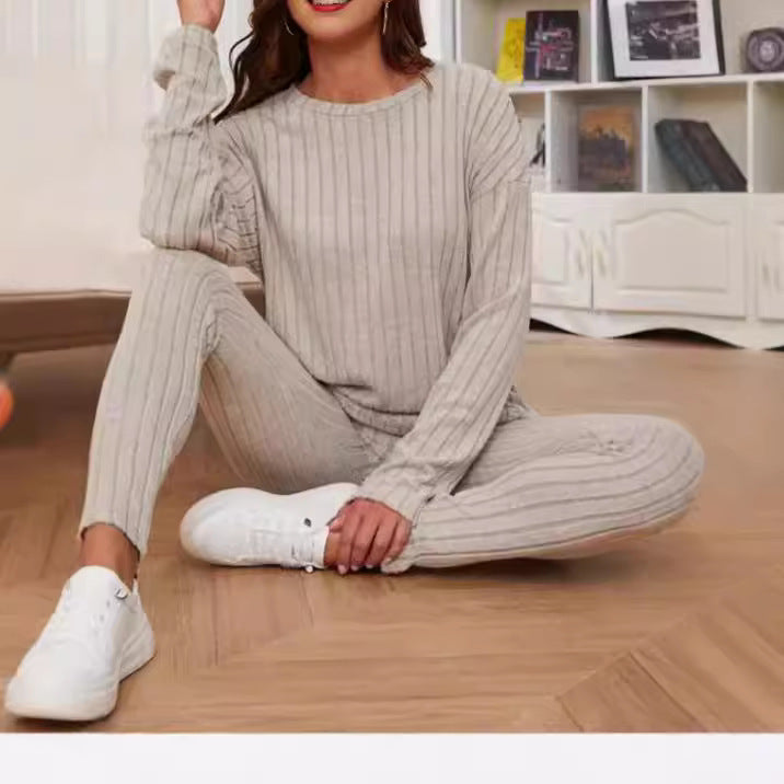 Casual Loose Round Neck Sunken Stripe Knit Suit for Women