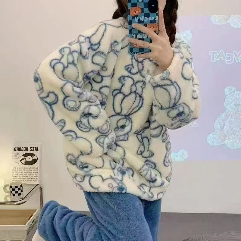 Nouveaux vêtements d'intérieur mignons en flanelle épaisse pour l'automne et l'hiver