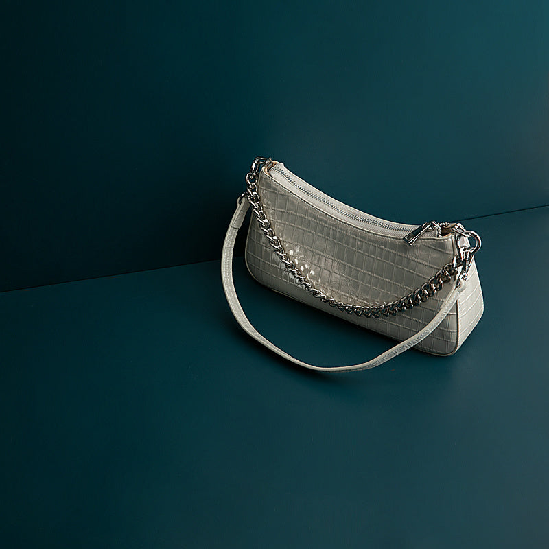 Sac à chaîne en cuir de vachette Baotou petit format, au design original, coloris argent, noir, beige