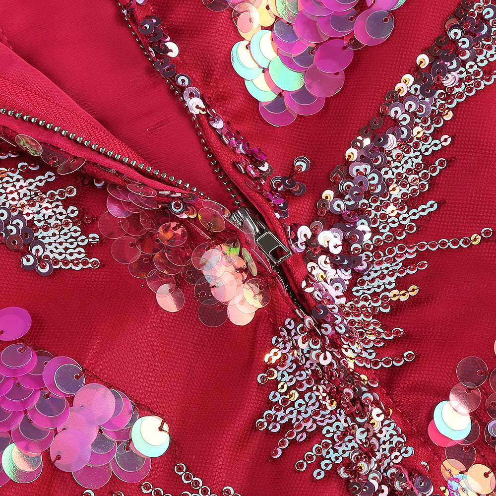 Robe mi-longue dos nu à sequins rouge rosé