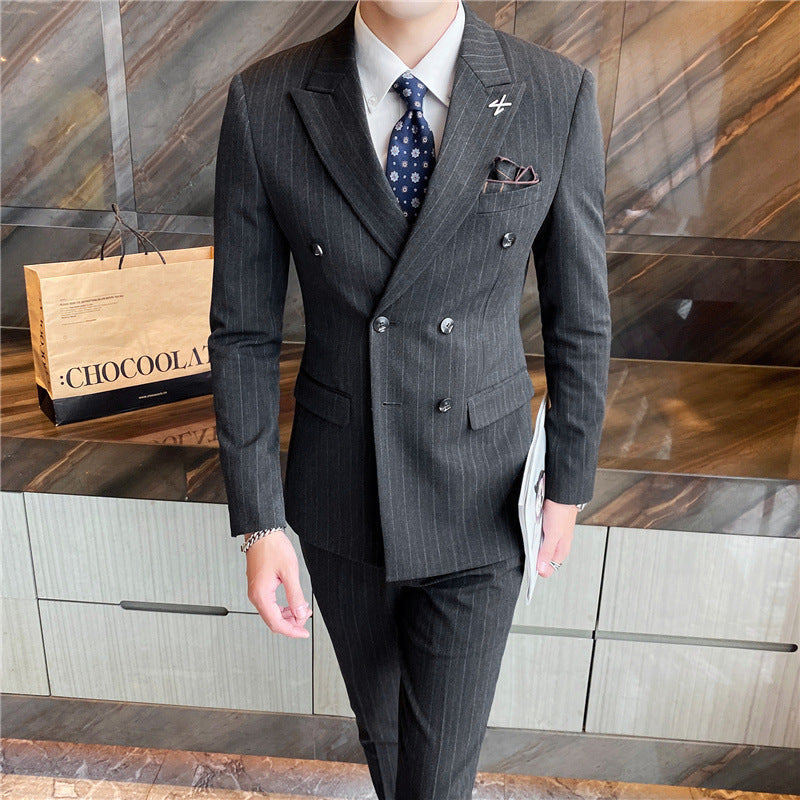 Costume croisé rayé chic décontracté pour homme