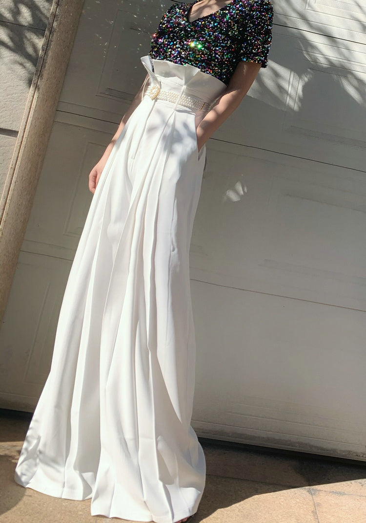 بنطال بدلة بقصة مستقيمة فضفاضة واسعة الساقين بخصر عالٍ من فور سيزونز