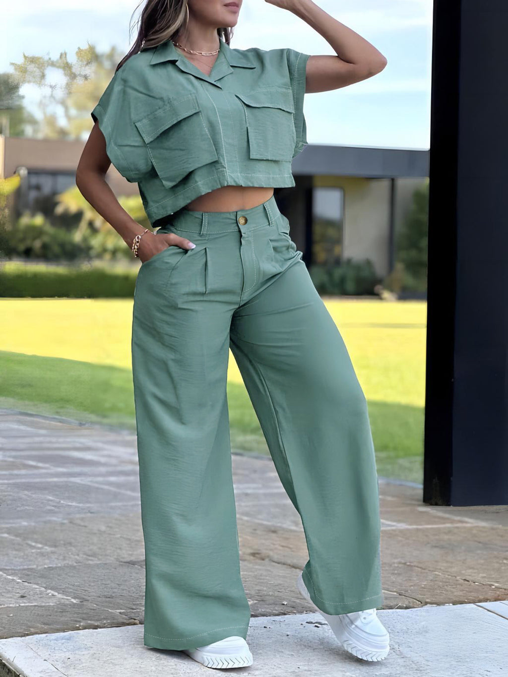 Ensemble deux pièces taille haute style western en vert paon, bleu marine et noir