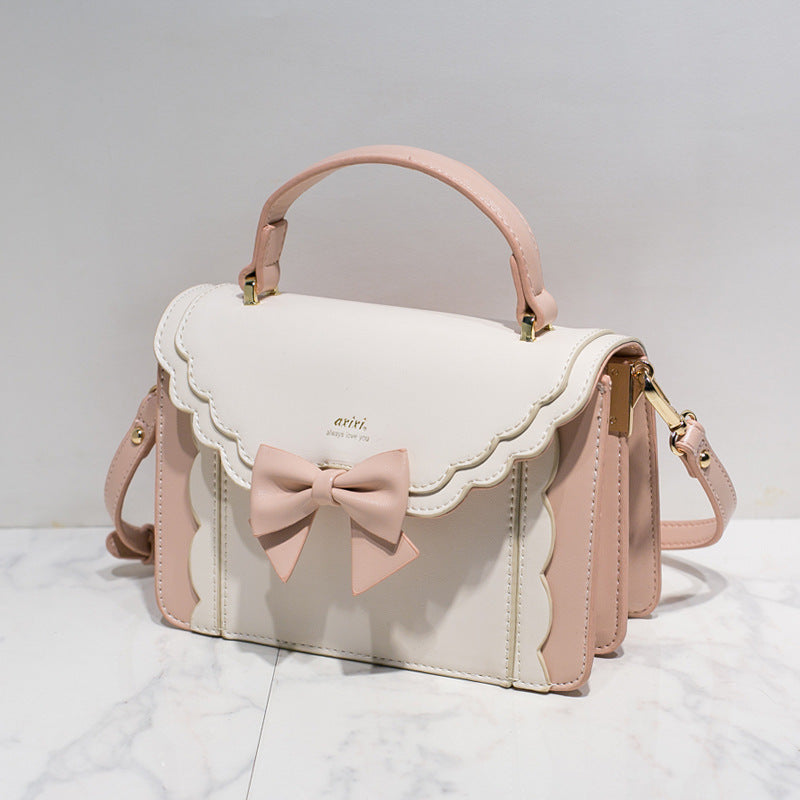 Sac à bandoulière carré en PU style nœud pour femme 21x15x9.5cm