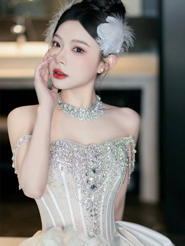 Robe de mariée bustier en satin léger