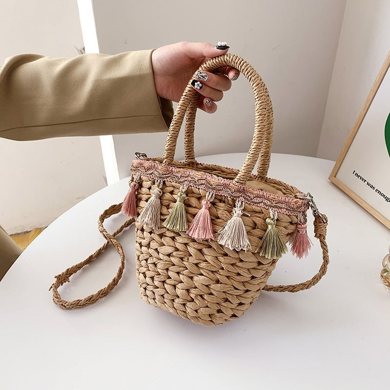 Tassel Straw Woven Bucket Bag with Single Shoulder Strap