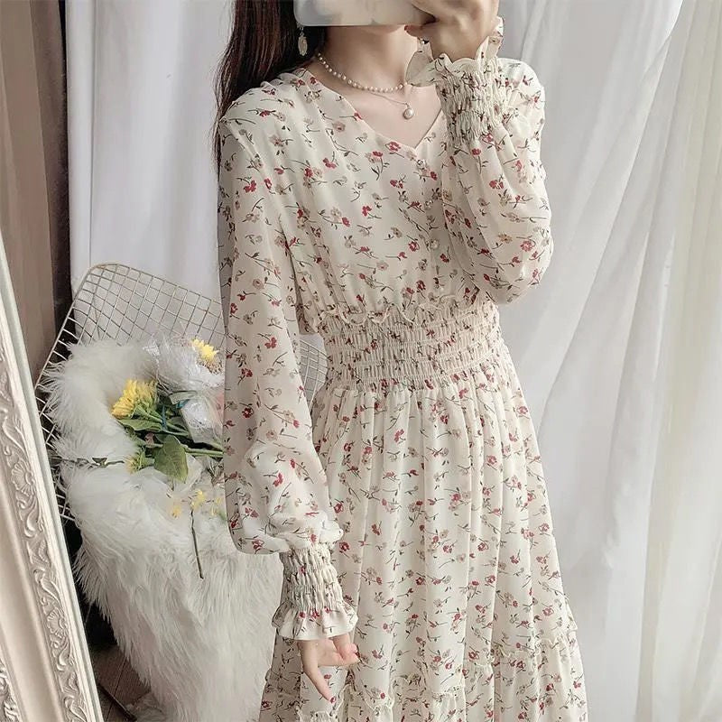 Long Sleeve Floral Chiffon Dress with Temperament Design