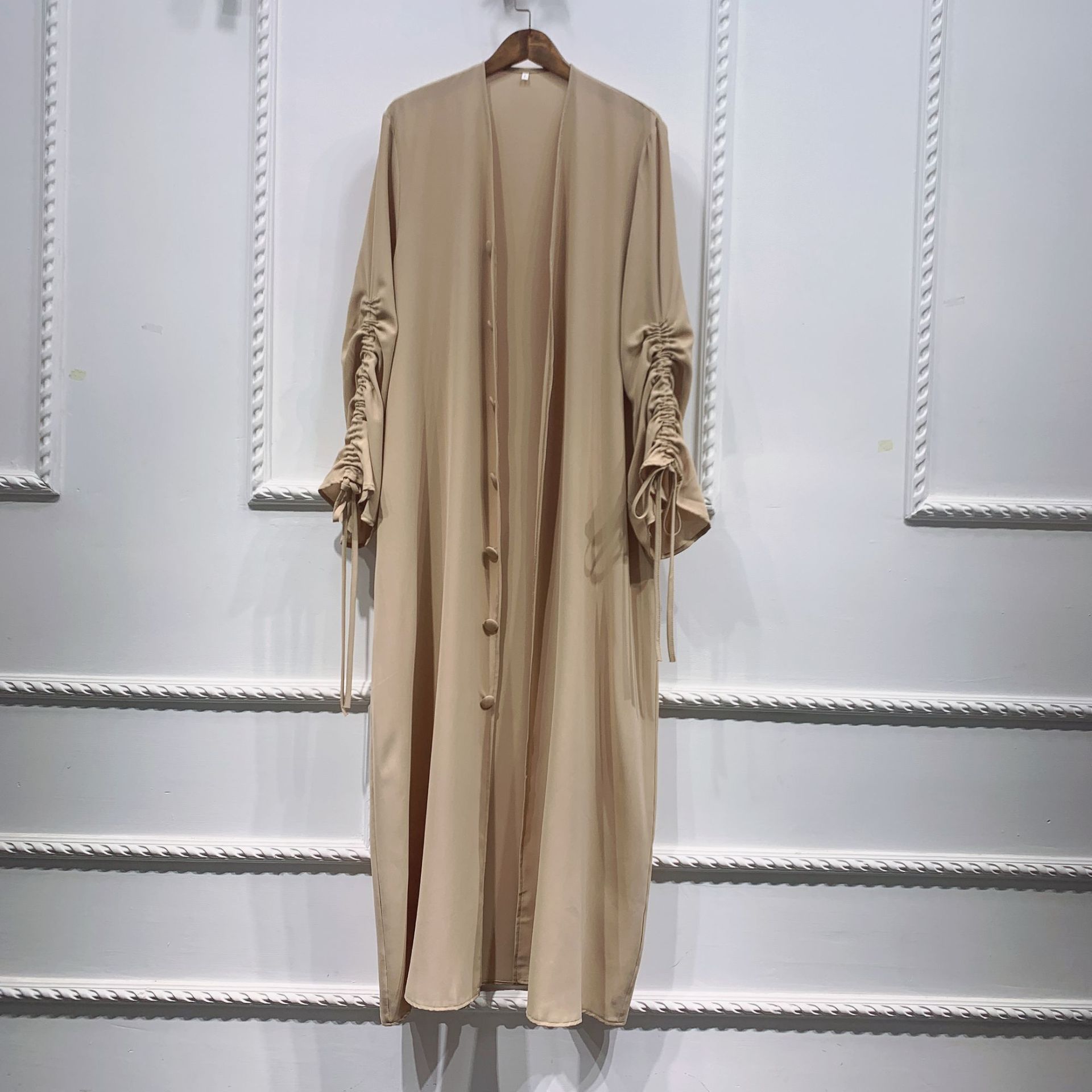 Cardigan robe à manches trompettes brodé style Moyen-Orient pour femme