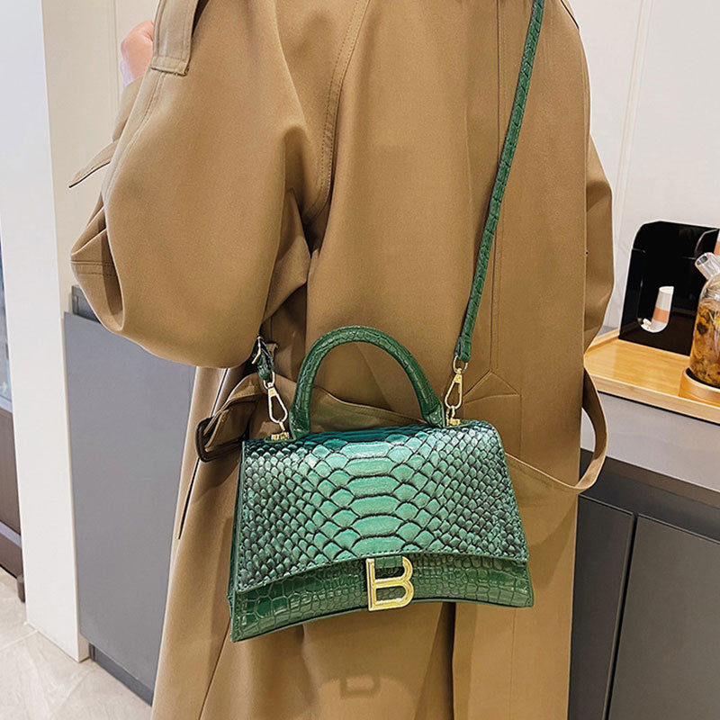 Women's Snake Pattern B Word PU Handbag 23cm
