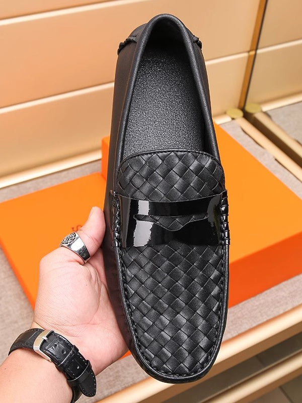 Large Black Gommino Men's Casual Cowhide Shoes Flat Heel
