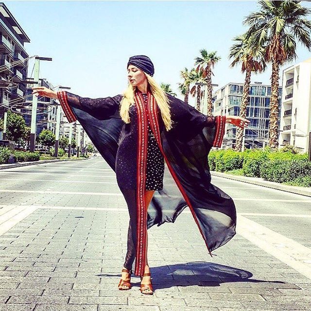 كارديجان نسائي من الشيفون المطرز فضفاض للحماية من الشمس لتغطية الشاطئ