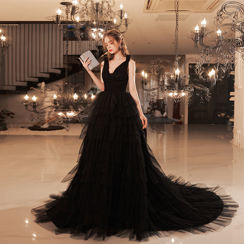 Robe de Soirée Noire sans Manches pour la Réunion Annuelle