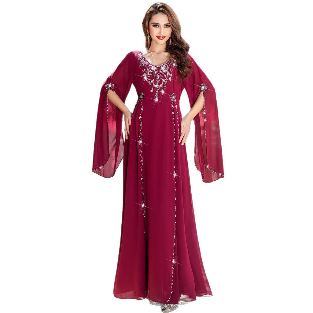 Robe longue en mousseline de soie rouge vin perlée à la main style Moyen-Orient