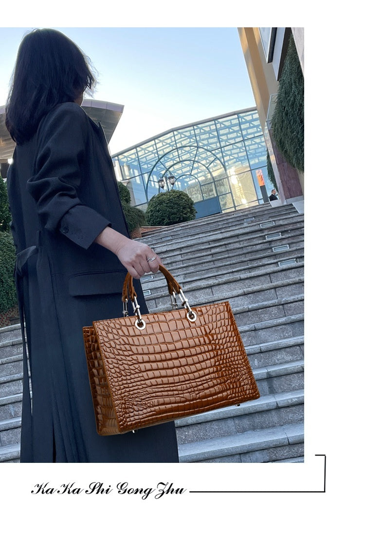 Women's Large Capacity Cowhide Handbag