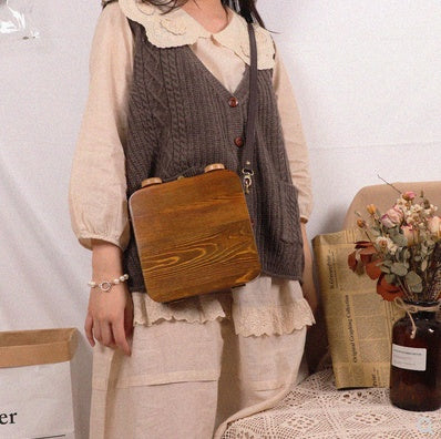 Sac bandoulière rétro chat en bois 20cm marron foncé