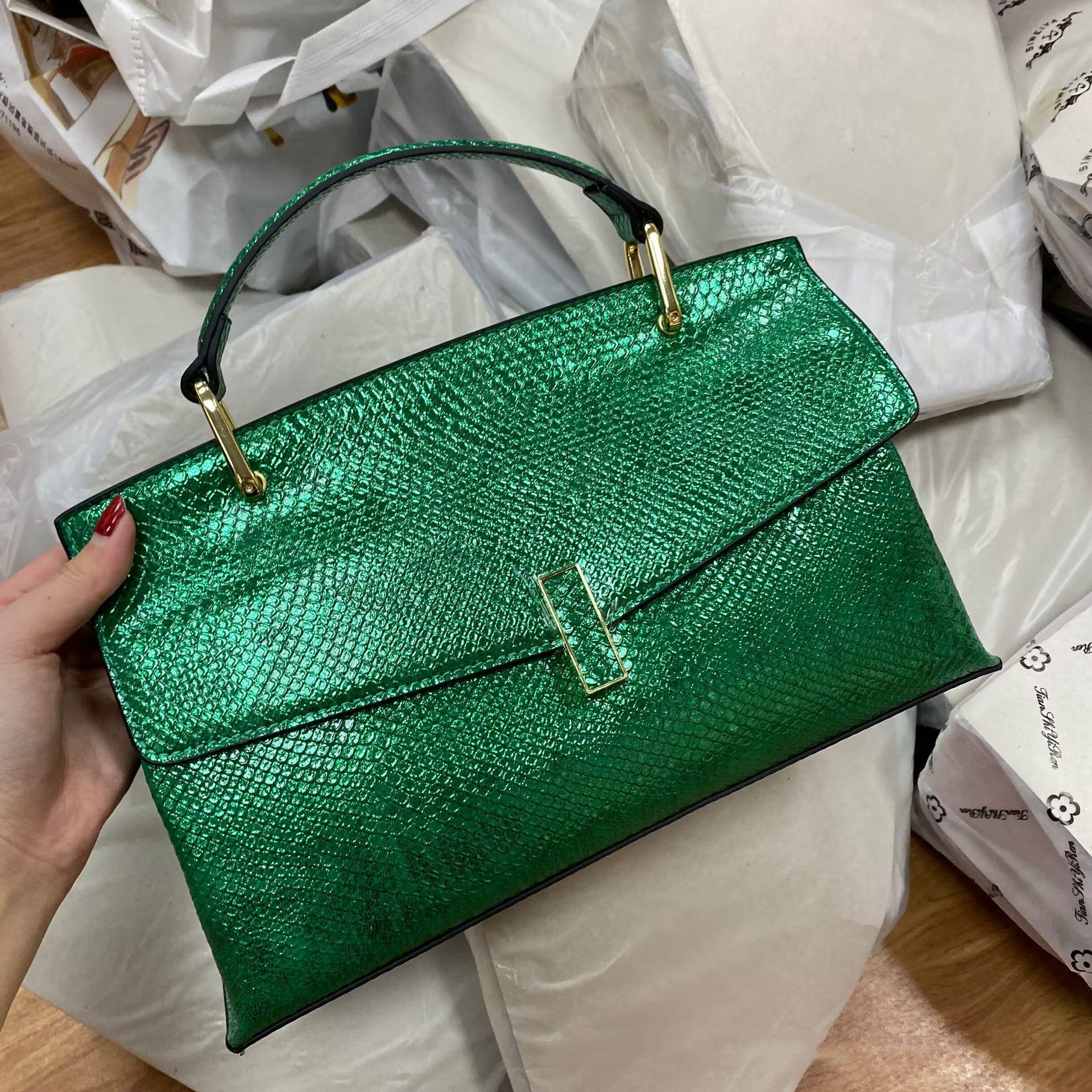 Large Capacity Genuine Leather Crocodile & Python Pattern Crossbody Handbag 32x20x12cm