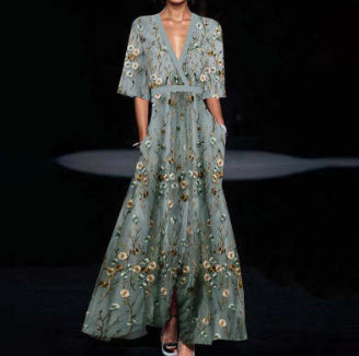 Robe d'été femme à imprimé floral, col en V, manches courtes fendues et coupe trapèze