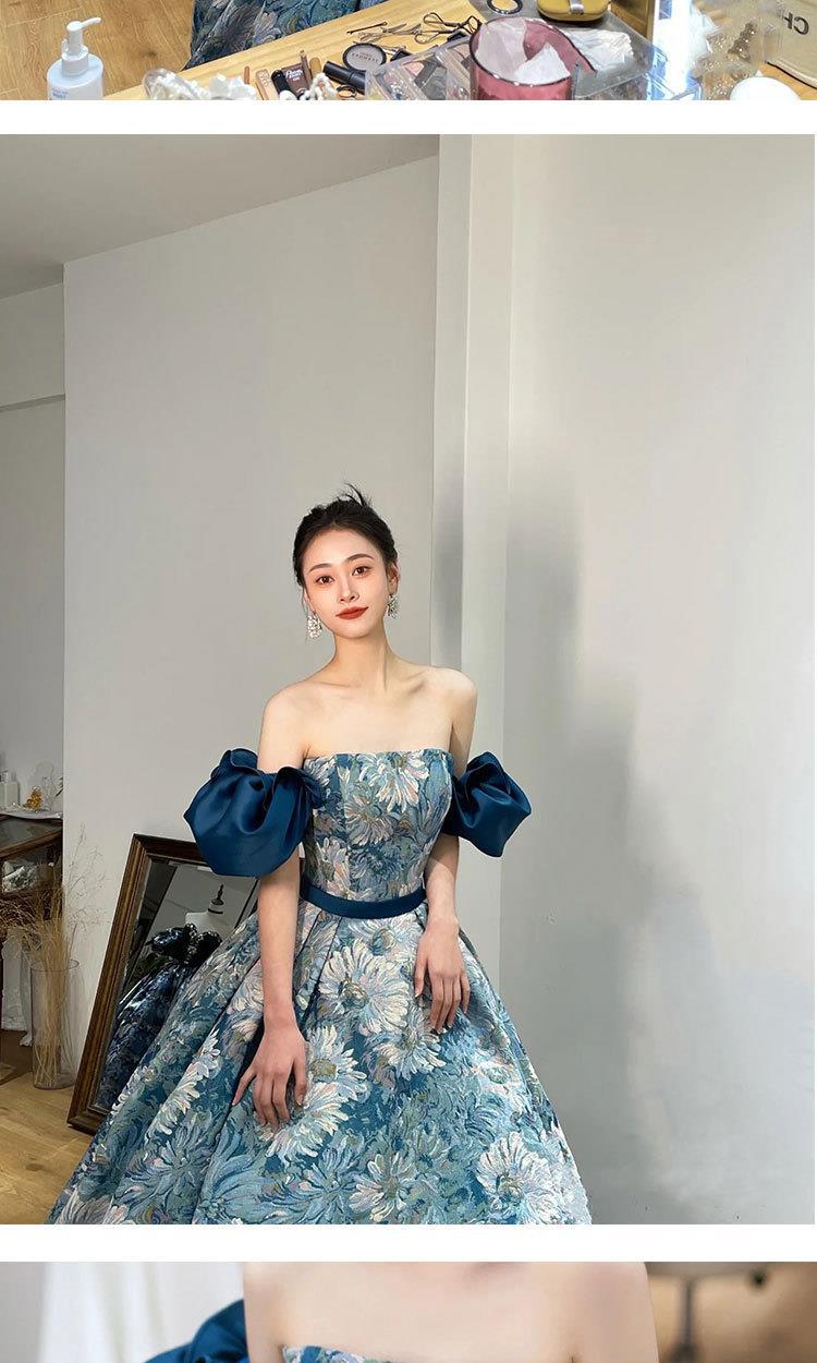 Robe de soirée formelle de fiançailles pour la mariée avec une texture sophistiquée
