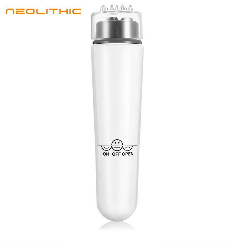 Appareil de massage facial électrique 4 en 1 à micro-vibrations pour un regard relaxant, décongestionnant et décongestionnant. Massage des yeux