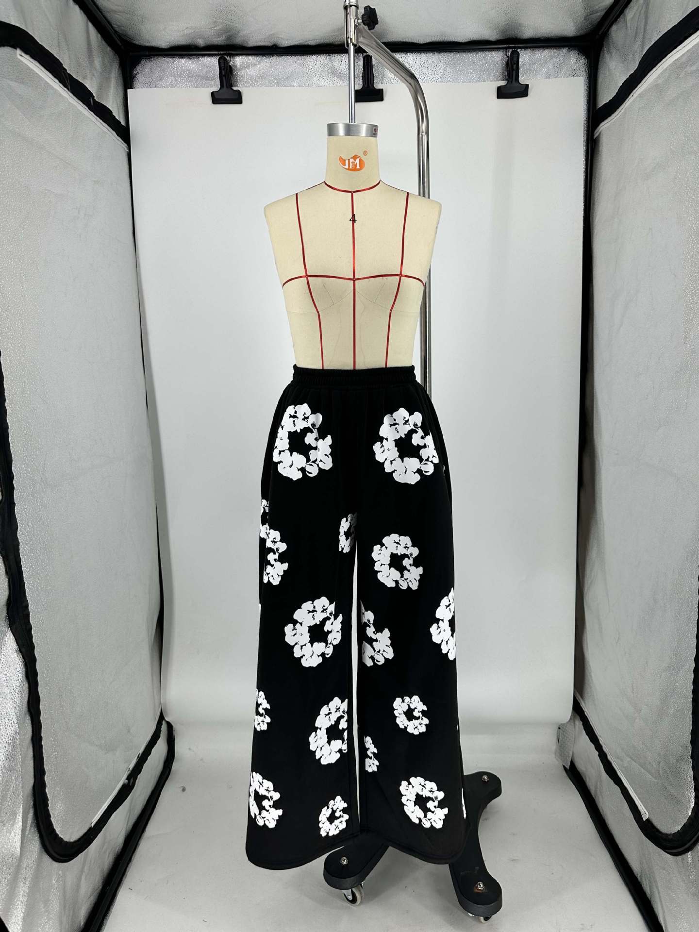 Women's Loose Black Casual Sweatpants with Offset Printing