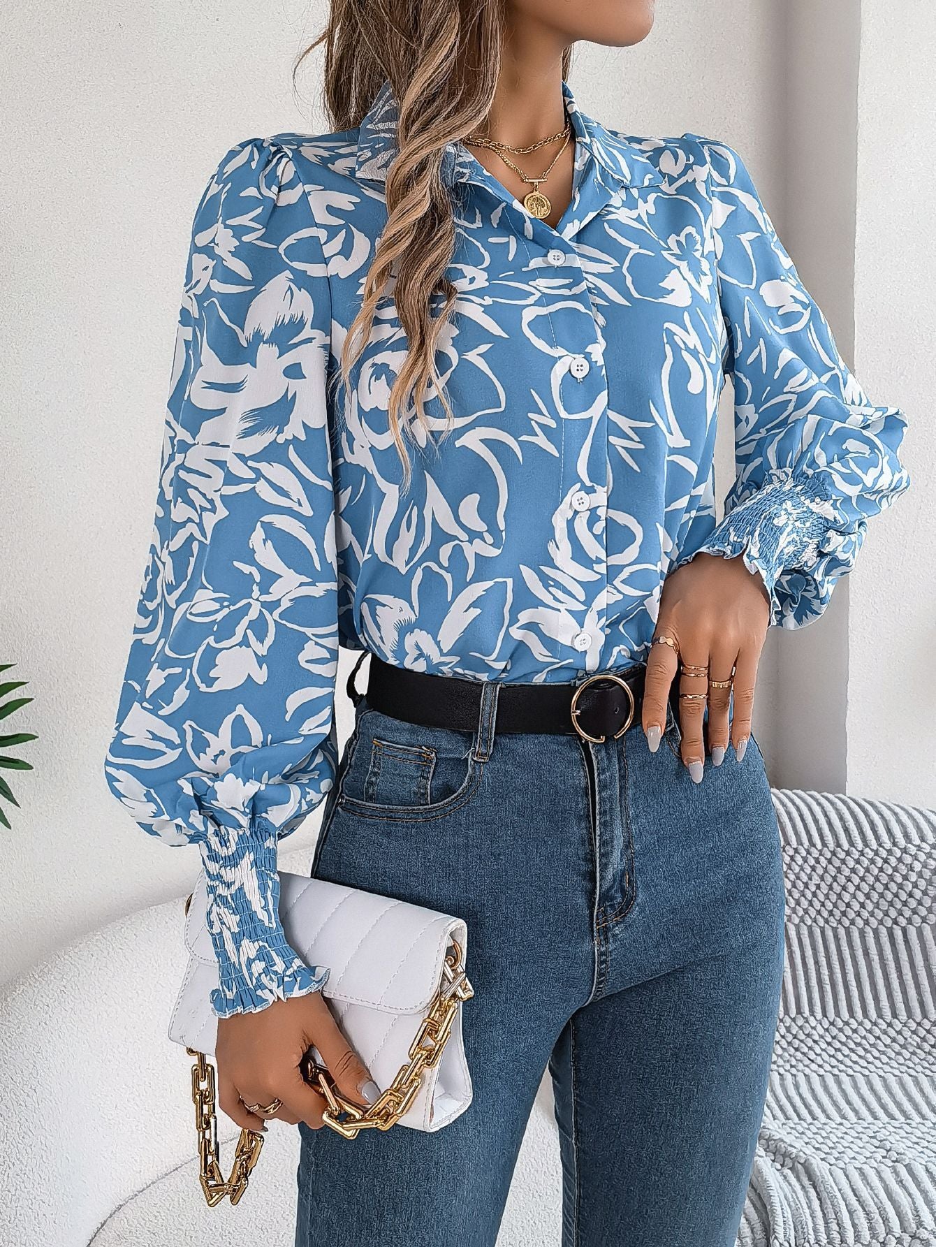 Contrast Color Flower Lantern Sleeve Lapel Shirt - White, Blue, Polyester