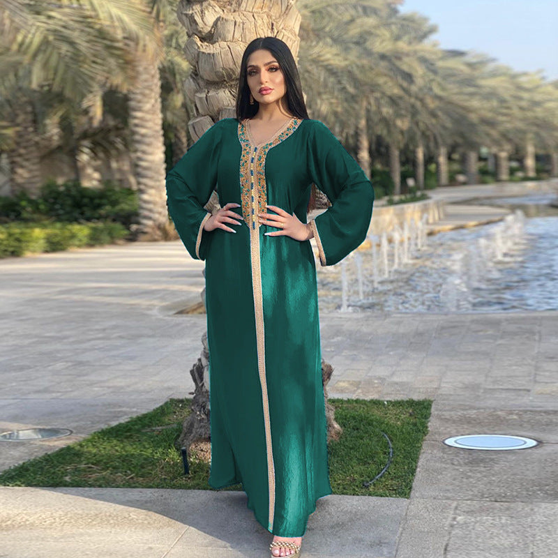 فستان دبي مسلم مع دانتيل وشريط ماسي من المخمل الفرنسي
