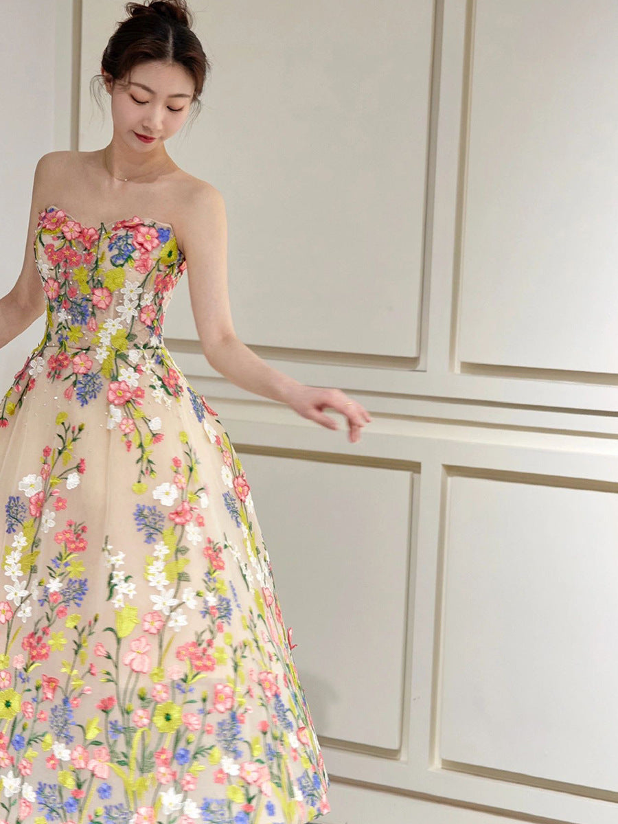 Jupe à volants brodée de fleurs pour femme